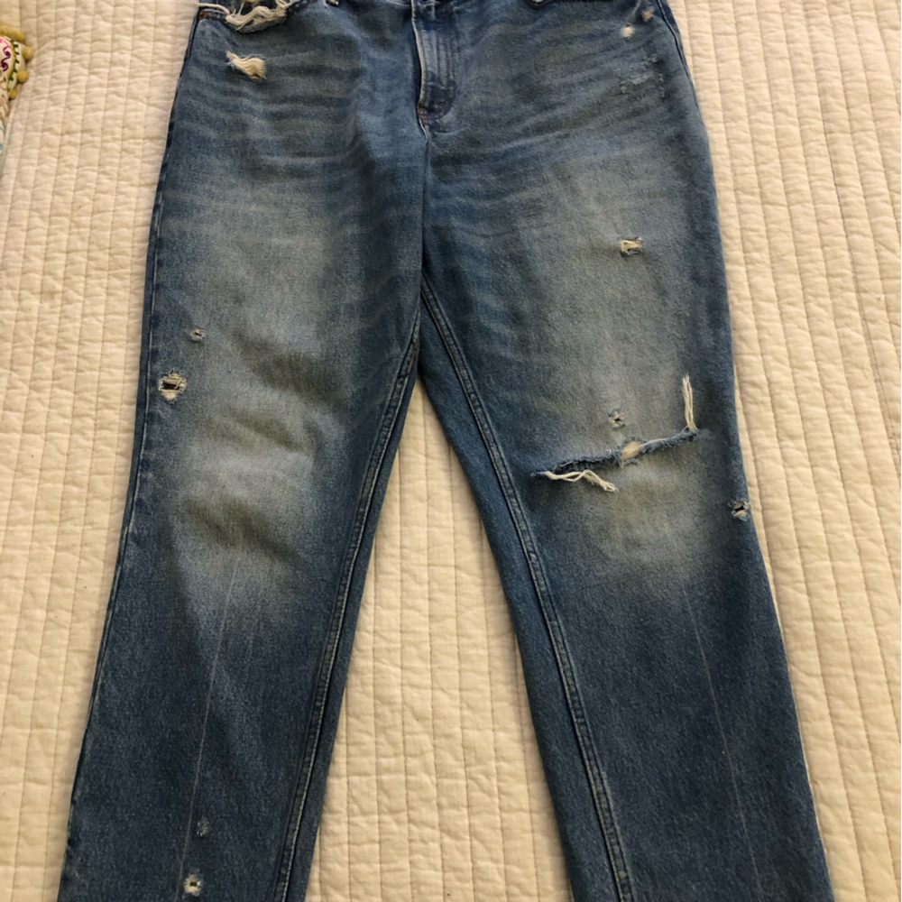 Abercrombie & Fitch A&F Mom jeans